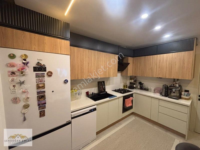Şirintepe Mahallesinde Cadde Üzerinde Özel Otoparklı 2+1 Daire — fotoğraf 4