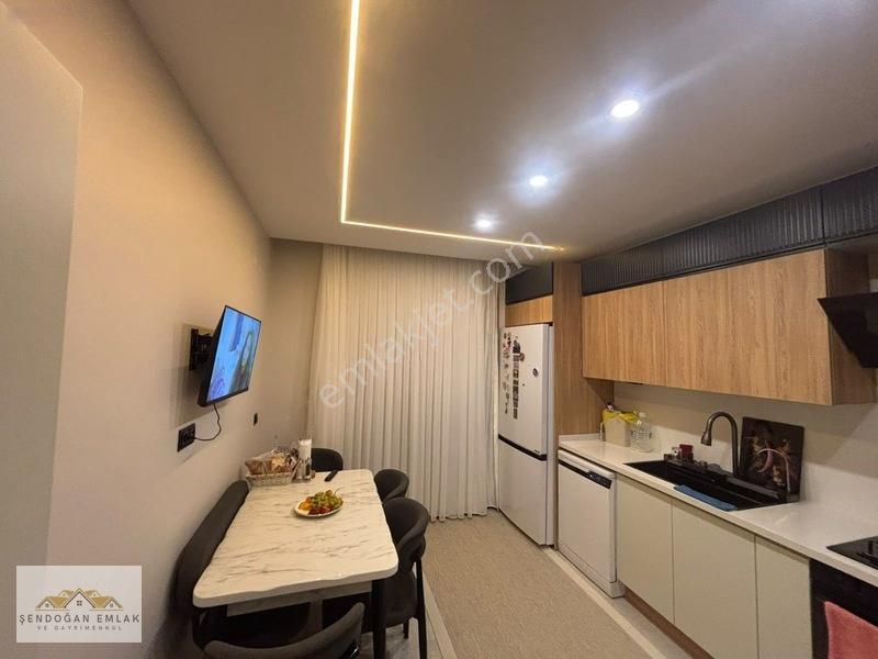 Şirintepe Mahallesinde Cadde Üzerinde Özel Otoparklı 2+1 Daire — fotoğraf 7