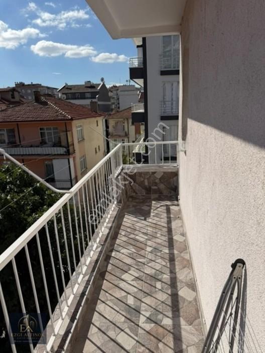 Karşıyaka'da Hastane Metrosuna 2 Dk Yürüme Full Yapılı 3+1 — fotoğraf 10