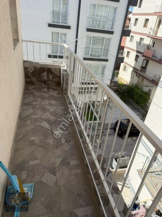 Karşıyaka'da Hastane Metrosuna 2 Dk Yürüme Full Yapılı 3+1 — fotoğraf 13