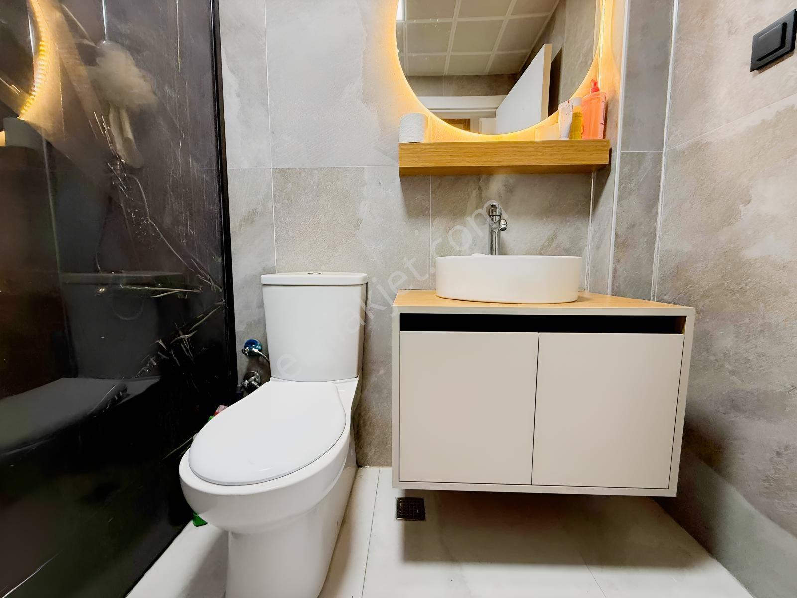 Alaçatı'dan İncek'te/yerden Isıtma/iskanlı/ultra Lüx 1+1 Satılık — fotoğraf 10
