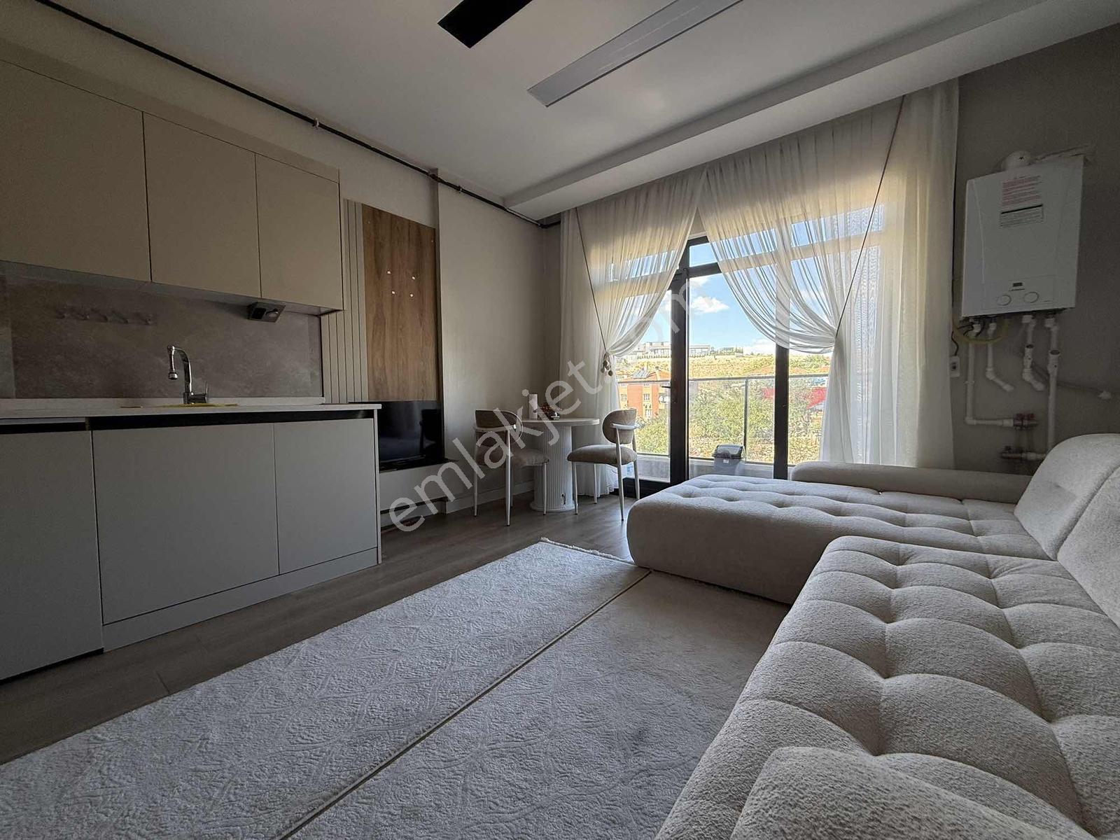 Alaçatı'dan İncek'te/yerden Isıtma/iskanlı/ultra Lüx 1+1 Satılık — fotoğraf 23