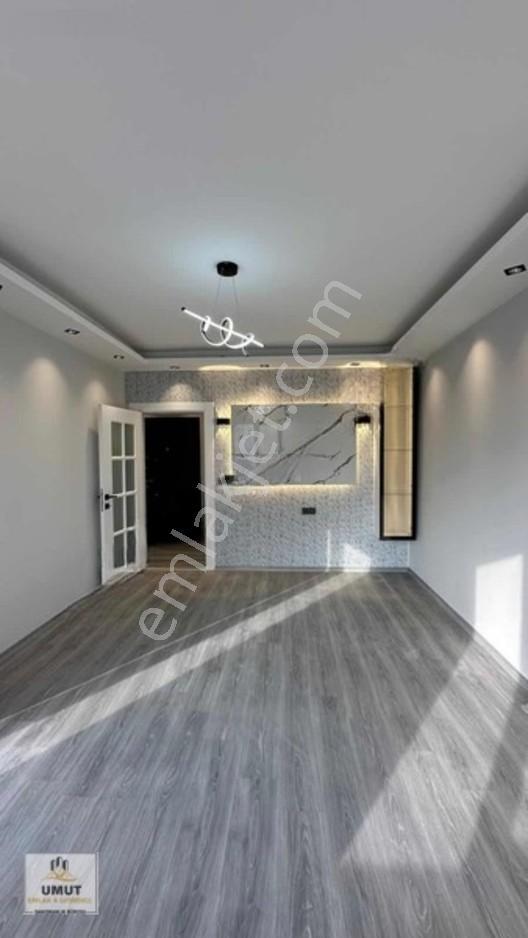 İskele Cad. İskele Öğretmenevi Yanında Satılık 2+1 Teraslı Daire