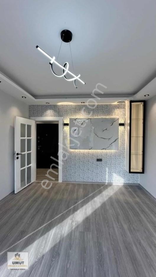 İskele Cad. İskele Öğretmenevi Yanında Satılık 2+1 Teraslı Daire — fotoğraf 2