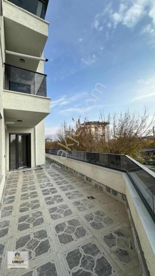 İskele Cad. İskele Öğretmenevi Yanında Satılık 2+1 Teraslı Daire — fotoğraf 6