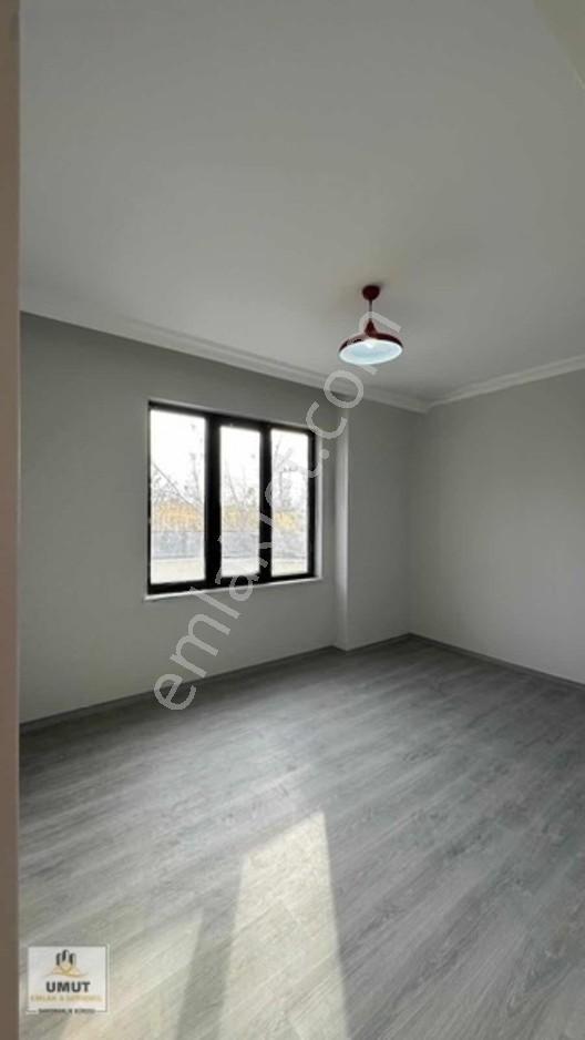 İskele Cad. İskele Öğretmenevi Yanında Satılık 2+1 Teraslı Daire — fotoğraf 11