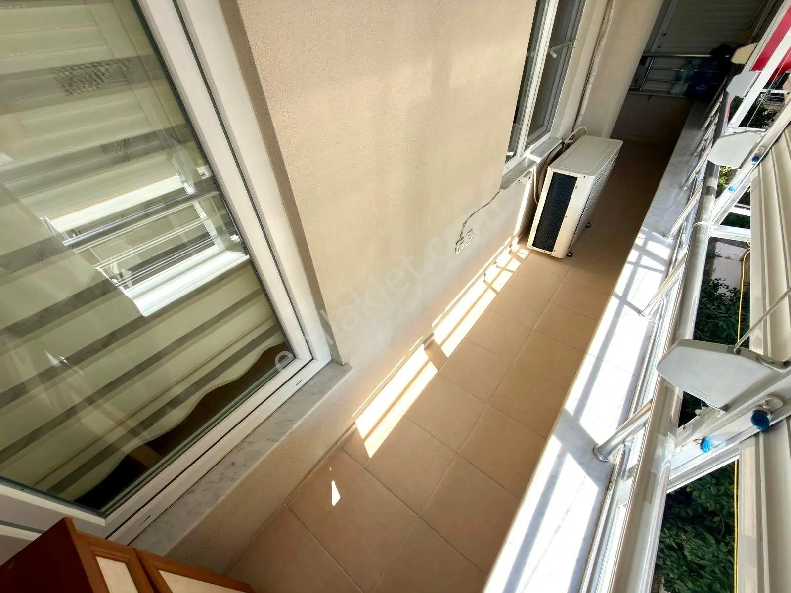 Referans'tan Altınkum'da Ara Kat Ön Cephe Full Eşyalı 2+1 Daire — fotoğraf 29
