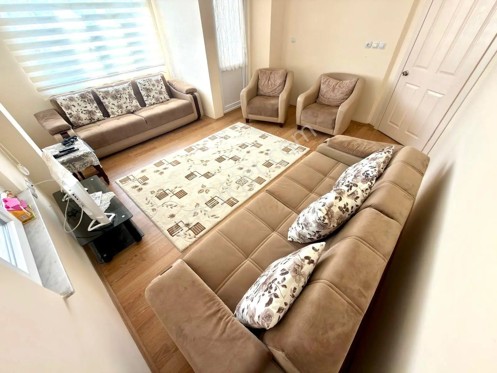 Referans'tan Altınkum'da Ara Kat Ön Cephe Full Eşyalı 2+1 Daire — fotoğraf 31