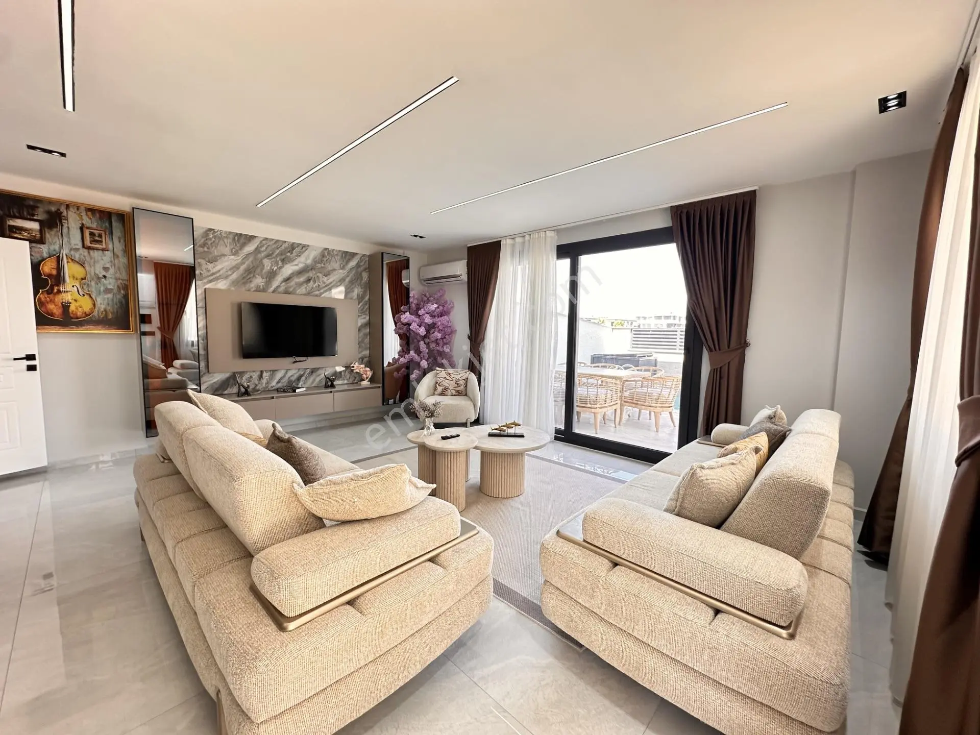 Didim Efeler'de 3+1 Özel Havuzlu Eşyalı Villa — fotoğraf 3
