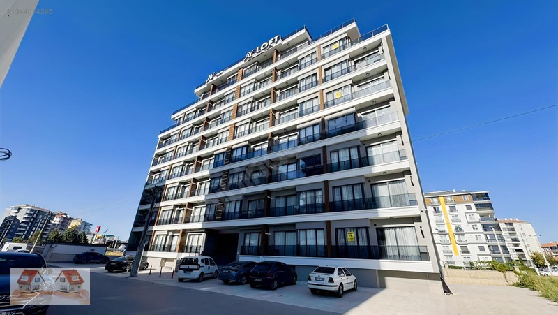 Loft 74'De 1+1 Eşyalı Y.Giriş Daire