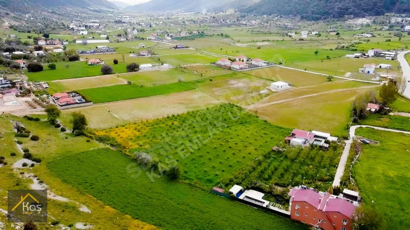 Kaş Sarıbelende Bahçe İçinde Satılık 3 Tane Havuzlu Vılla — fotoğraf 6