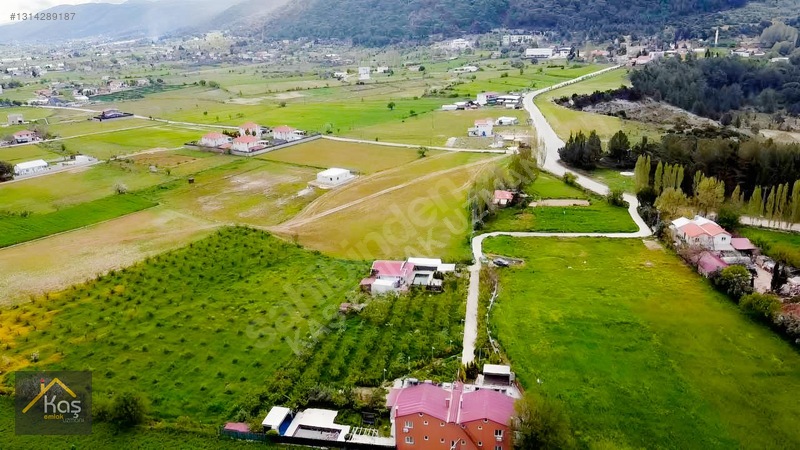 Kaş Sarıbelende Bahçe İçinde Satılık 3 Tane Havuzlu Vılla — fotoğraf 7