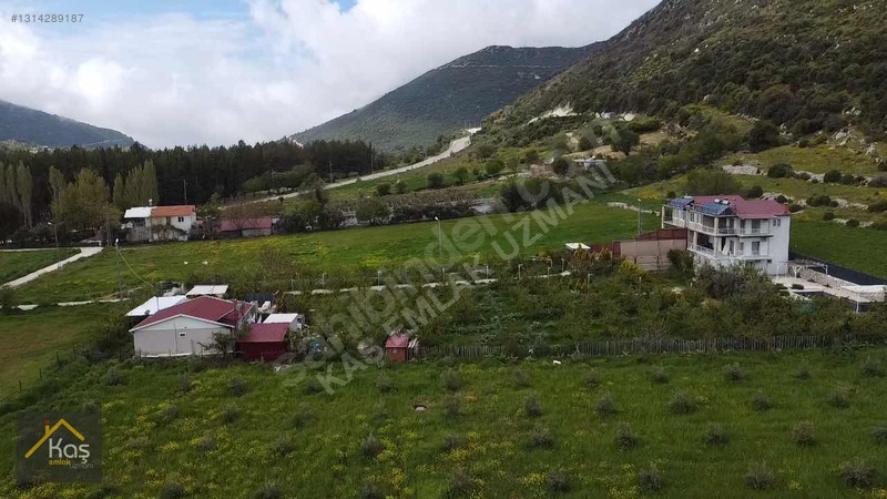 Kaş Sarıbelende Bahçe İçinde Satılık 3 Tane Havuzlu Vılla — fotoğraf 12