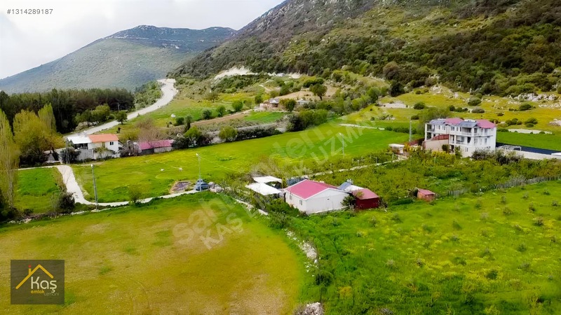 Kaş Sarıbelende Bahçe İçinde Satılık 3 Tane Havuzlu Vılla — fotoğraf 13