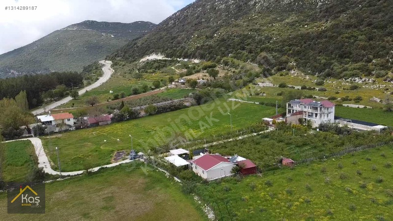 Kaş Sarıbelende Bahçe İçinde Satılık 3 Tane Havuzlu Vılla — fotoğraf 14