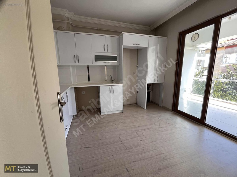 Mt Emlak'Tan Avm Yakını Kiralık 3+1 Daire