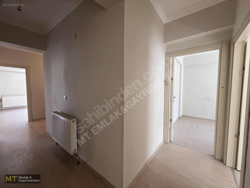 Mt Emlak'tan Avm Yakını Kiralık 3+1 Daire — fotoğraf 19