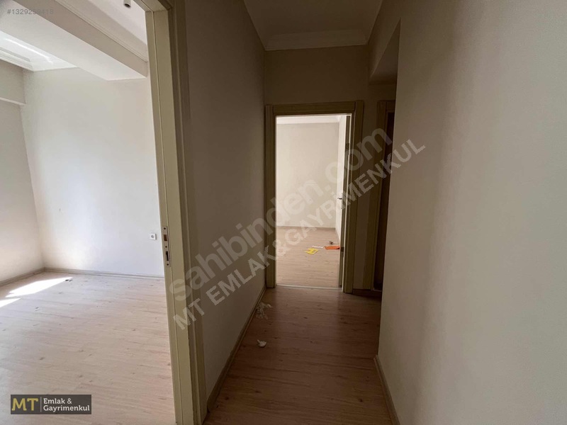Mt Emlak'tan Avm Yakını Kiralık 3+1 Daire — fotoğraf 21