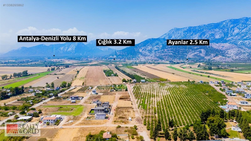 Döşemealtı Yeniköyde Satılık Villa Arsası 1400 M2 — fotoğraf 5