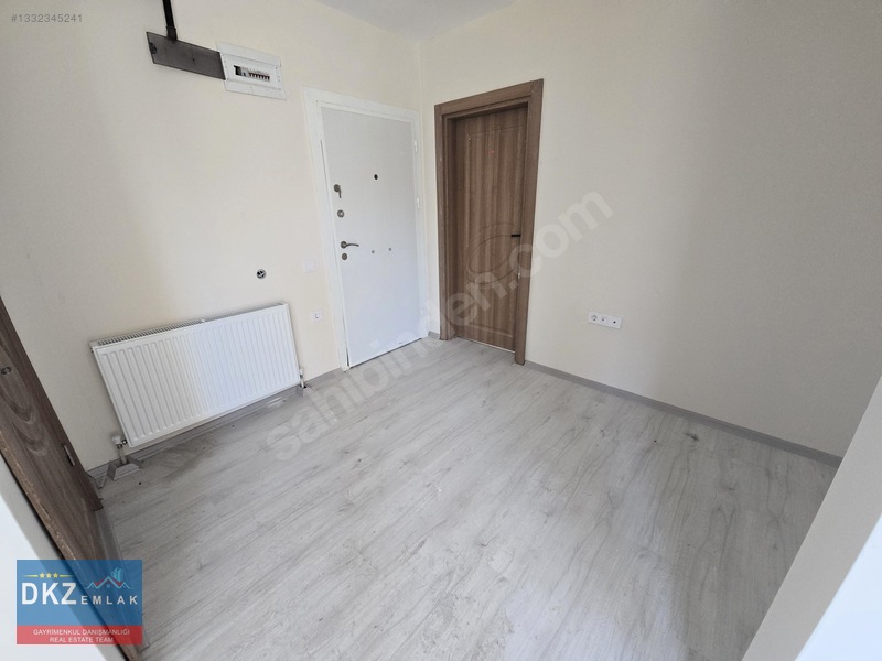 Merkezi Konumda Ara Kat Kiralık 1+1 Daire — fotoğraf 14