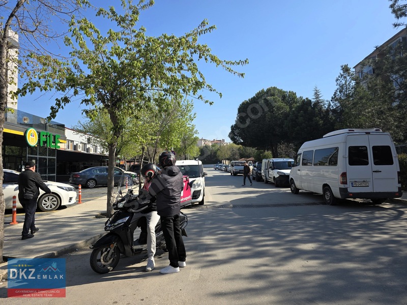 Merkezi Konumda Ara Kat Kiralık 1+1 Daire — fotoğraf 16