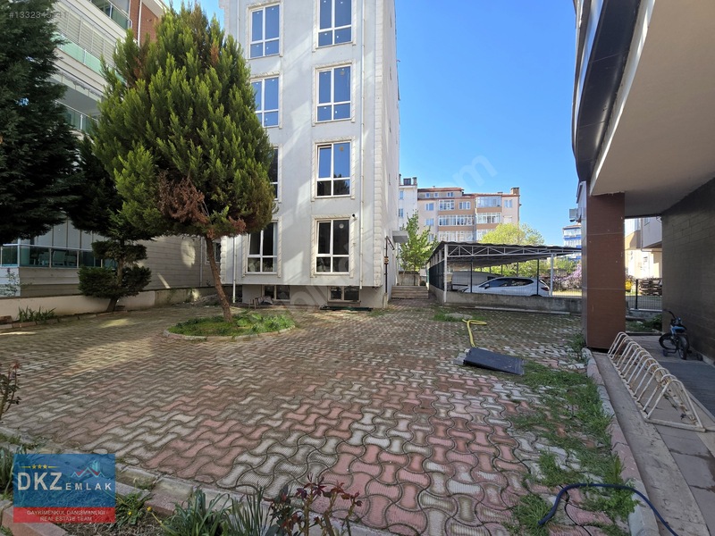 Merkezi Konumda Ara Kat Kiralık 1+1 Daire — fotoğraf 22