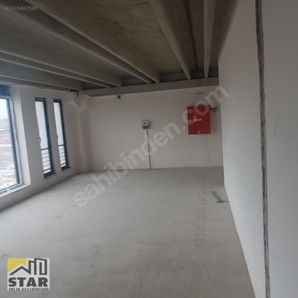 Aslım Cad Yakını Faturalı 3 Adet Farklı Metrede Ticari Yerler — fotoğraf 26
