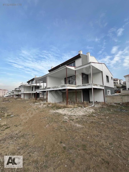 Ac Gayrimenkulden 5+1 Full Yapılı Fırsat Villa — fotoğraf 12