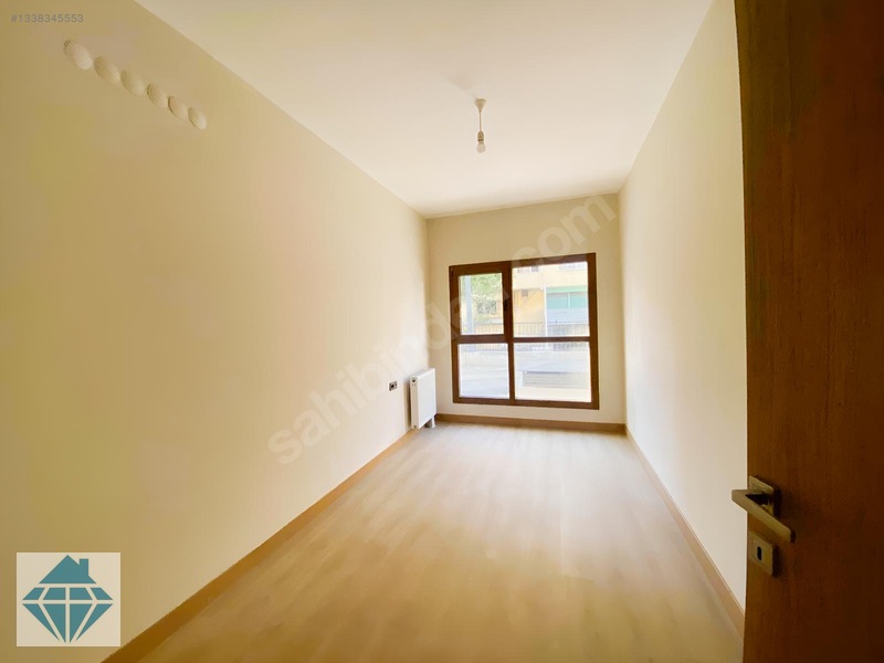 Kağıthane Hizmet Sitesinde Satılık 3+1 Daire — fotoğraf 3