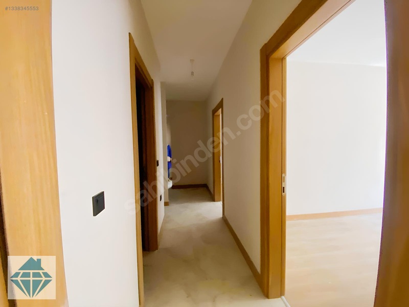 Kağıthane Hizmet Sitesinde Satılık 3+1 Daire — fotoğraf 8