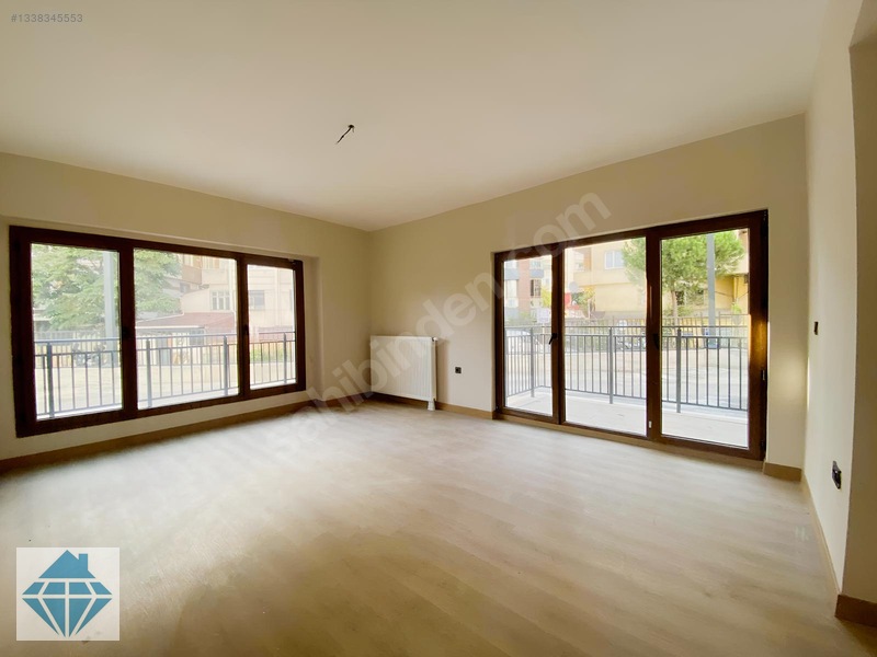 Kağıthane Hizmet Sitesinde Satılık 3+1 Daire — fotoğraf 11