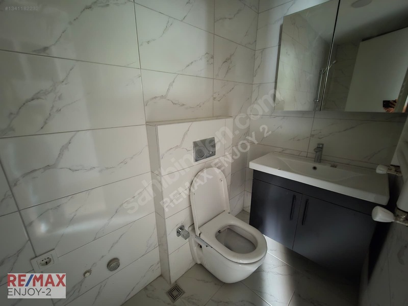 Kadıköy Sahrayıcedıt Yenı Bınada Balkonlu Iskanlı Lüks Ofısler — fotoğraf 36
