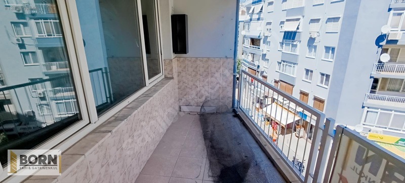 İzmir Bornova Ergene Mah.geniş Kiralık 2+1 Daire — fotoğraf 10