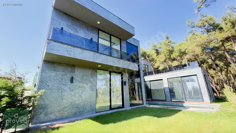 Provey Vera'dan Bademli'de Satılık 5+1 Havuzlu Lüks Villa — fotoğraf 8