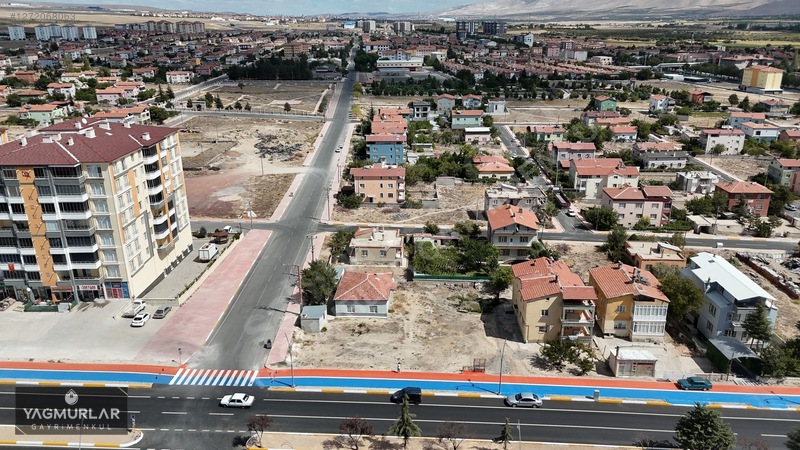 Yağmurlar'dan Bor Devlet Hast. Yakını 513m² Ana Yol Satılık Arsa — fotoğraf 8