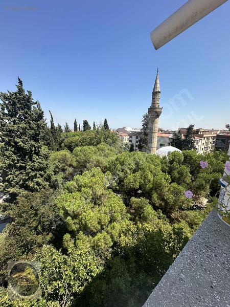 Karaköyde Satılık Doğalgazlı Teraslı Daire