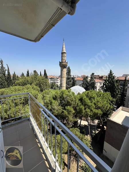 Karaköyde Satılık Doğalgazlı Teraslı Daire — fotoğraf 12