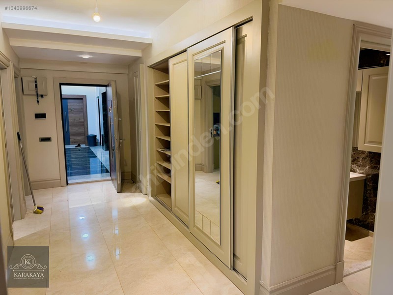 Tekerek Mahallesinde Kiralık 5+1 Daire — fotoğraf 7
