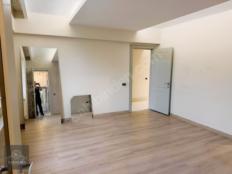 Tekerek Mahallesinde Kiralık 5+1 Daire — fotoğraf 33