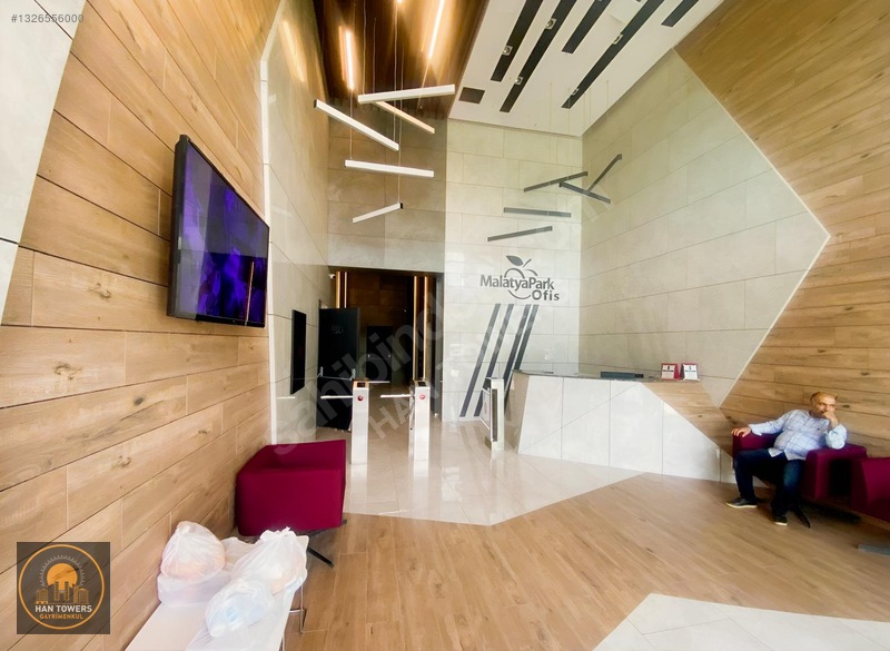 Malatya Park Plaza Da Kiralık Full Yapılı 3+1 Ofis 149 M2 — fotoğraf 2