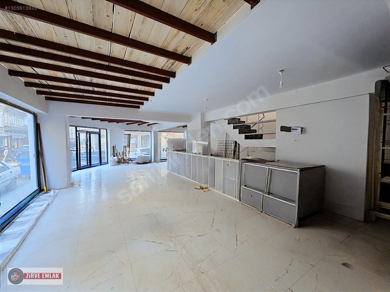 Yeni Mahalle...çok İyi Lokasyon...köşe Cepheli...352m2... — fotoğraf 8