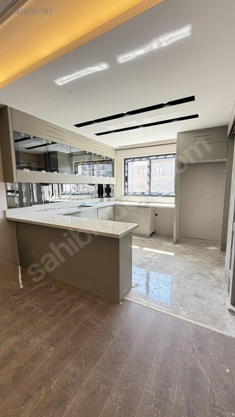 Alpaslan 2 De Satılık Ultra Lüks Giyinme Odalı 3+1 — fotoğraf 17