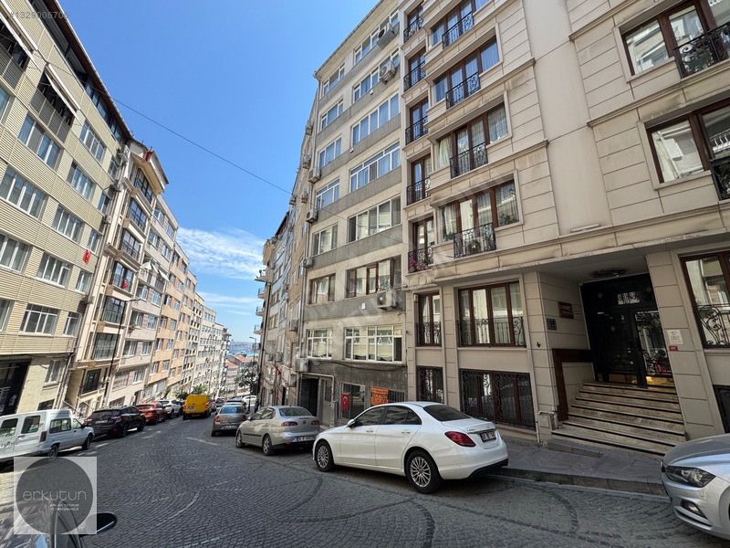 Erkutun'dan Teşvikiye'de Genç Binada Satılık Ters Dubleks Daire — fotoğraf 34