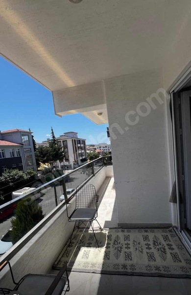 Merkezi Konumda Eşyalı 3+1 — fotoğraf 6