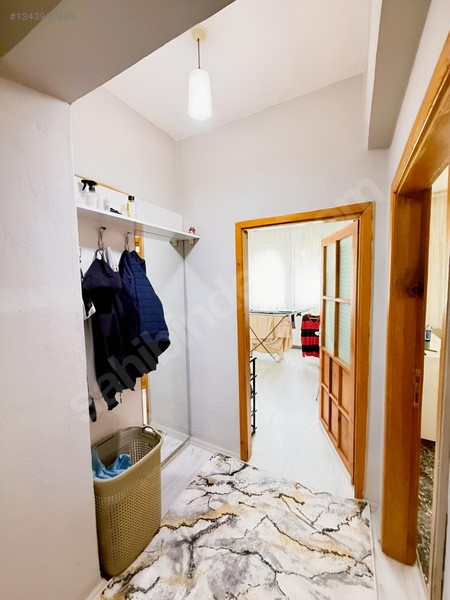 Uzmandan 5.caddede Köşe Başı Çok Geniş 2+1 Daire — fotoğraf 3