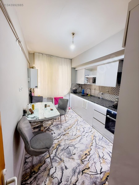 Uzmandan 5.caddede Köşe Başı Çok Geniş 2+1 Daire — fotoğraf 11