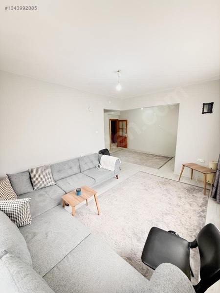 Uzmandan 5.caddede Köşe Başı Çok Geniş 2+1 Daire — fotoğraf 24