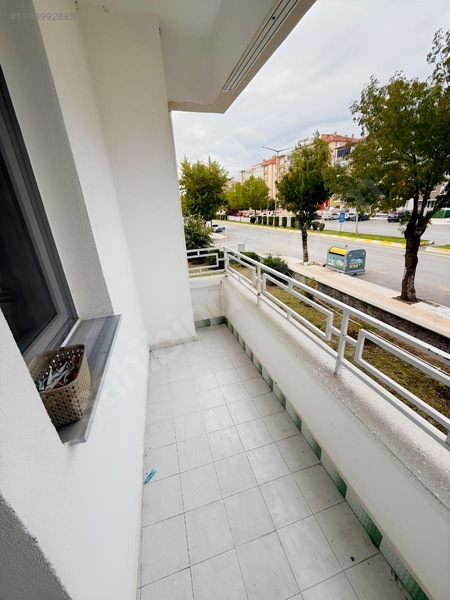 Uzmandan 5.caddede Köşe Başı Çok Geniş 2+1 Daire — fotoğraf 37