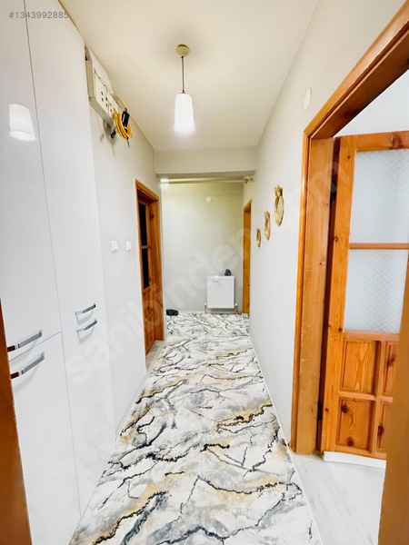 Uzmandan 5.caddede Köşe Başı Çok Geniş 2+1 Daire — fotoğraf 42