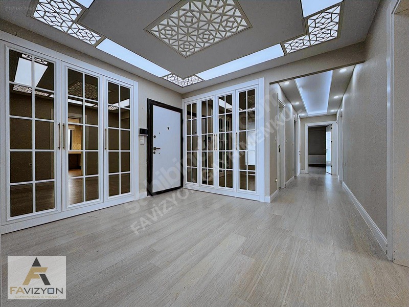 Bulvar Üstünde Şehir Manzaralı 4+1 Ultra Lüx Havuzlu Daire — fotoğraf 2